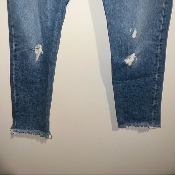 Levi’s 501 Wedgie Fit Medium Wash Skinny Jeans - Picture 2 of 7